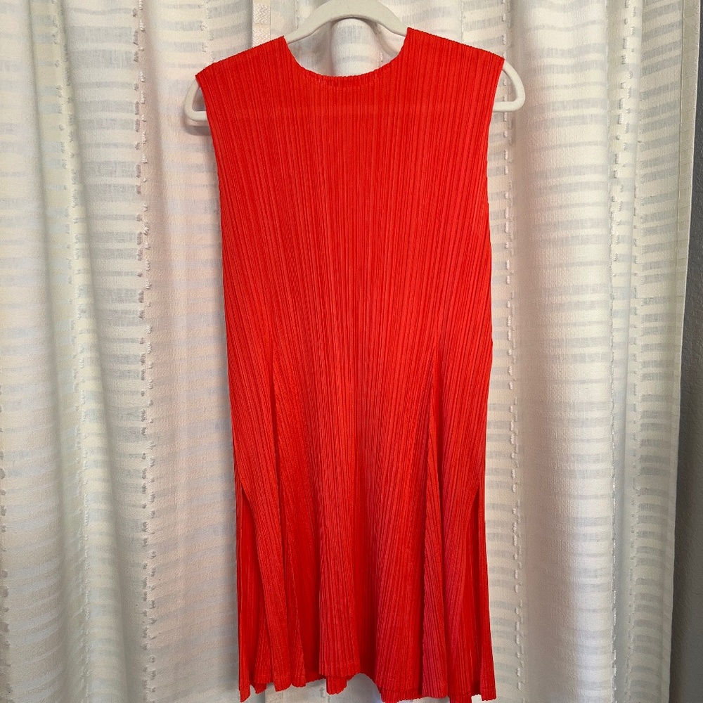 Issey Miyake Pleats Please orange/red sleeveless tunic